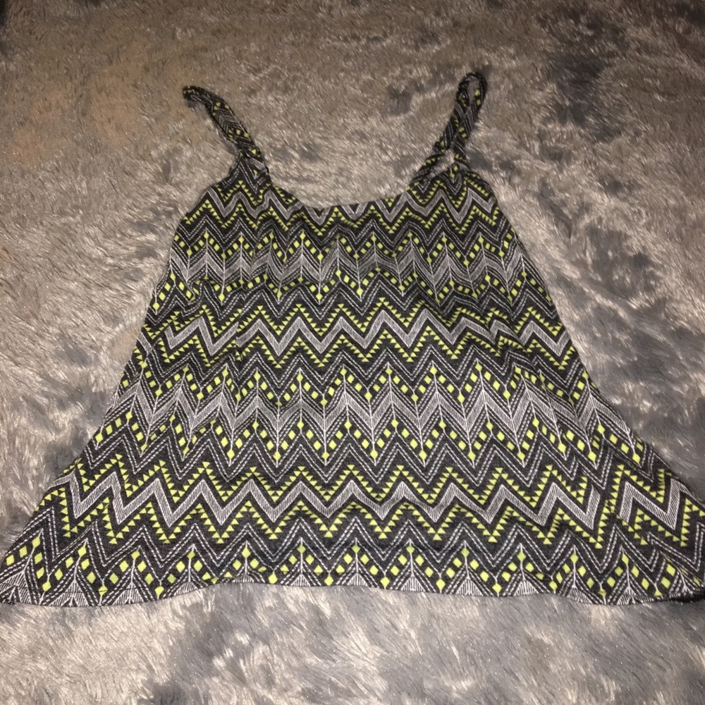 Soft zigzag tank top